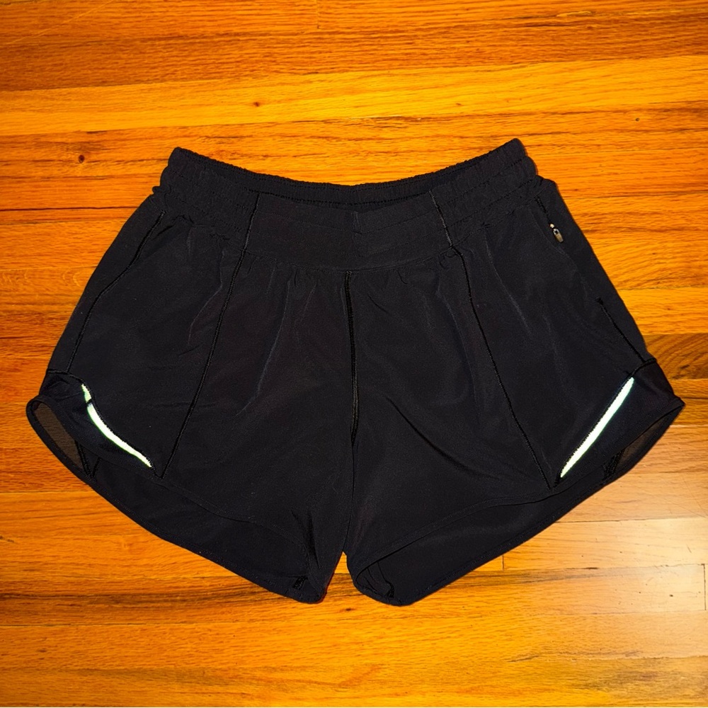Lululemon Hotty Hot Low-Rise Lined Shorts, 4”
